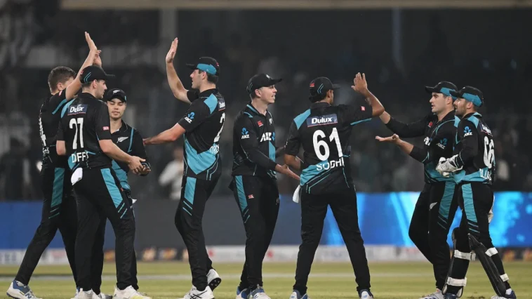 New Zealand Take Series Lead with Gritty Victory Over Pakistan